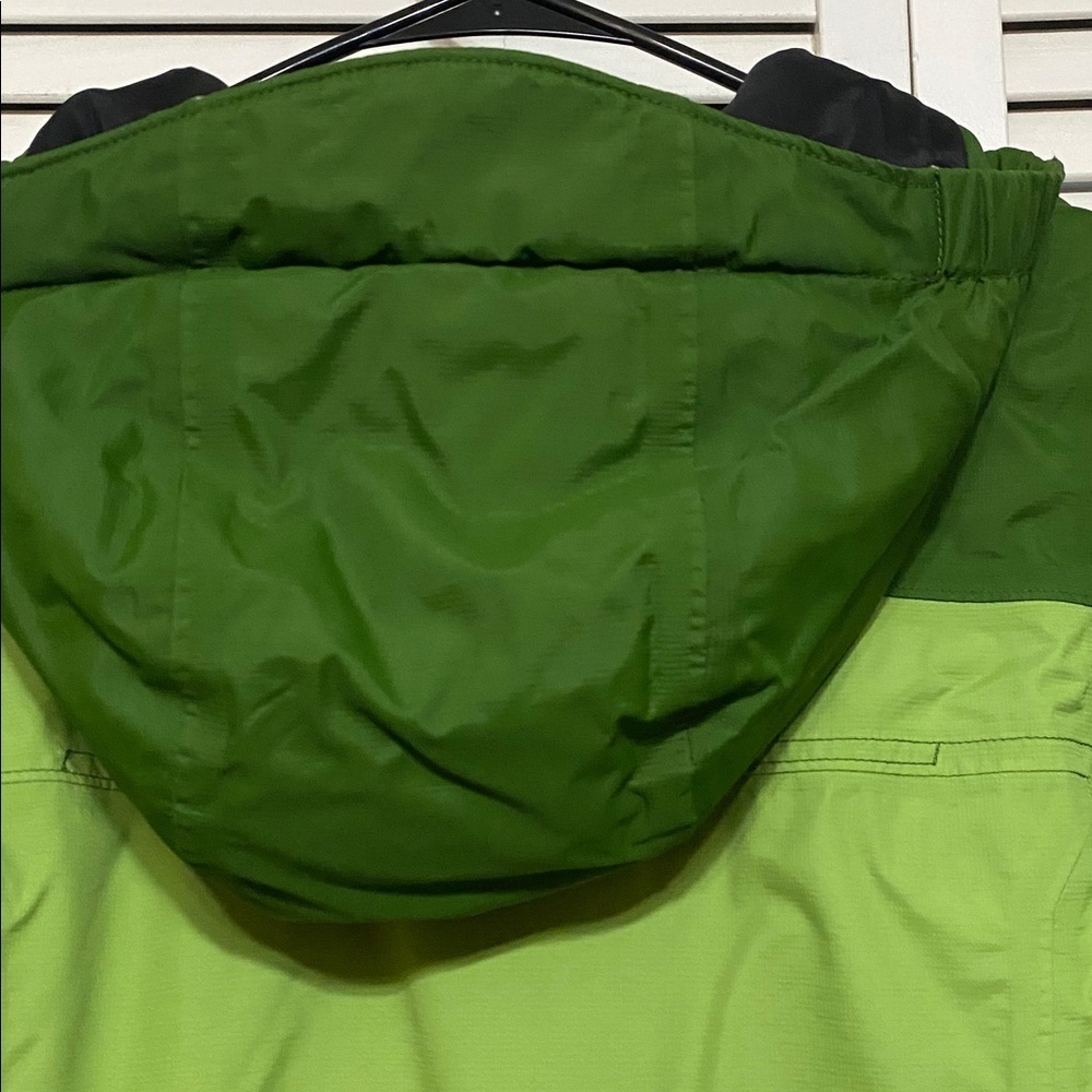 Mountain Hard Wear Green Hoodie Winter Jacket Size Youth M - Picture 6 of 7